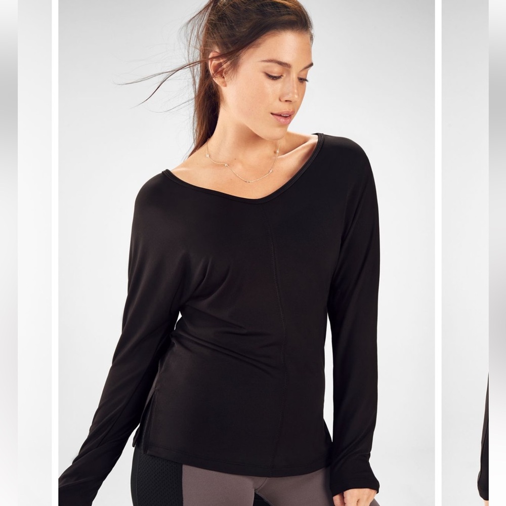 FABLETICS Lydia Side Slit Long-Sleeve Tee Size S Small EUC $50
